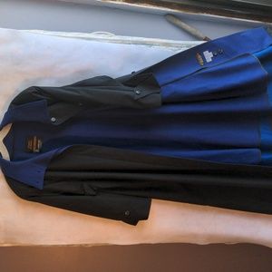 London Fog Raincoat Like New. Removable lining.